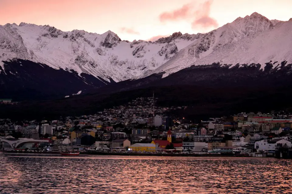 Free day in downtown Ushuaia: where to eat and what to do