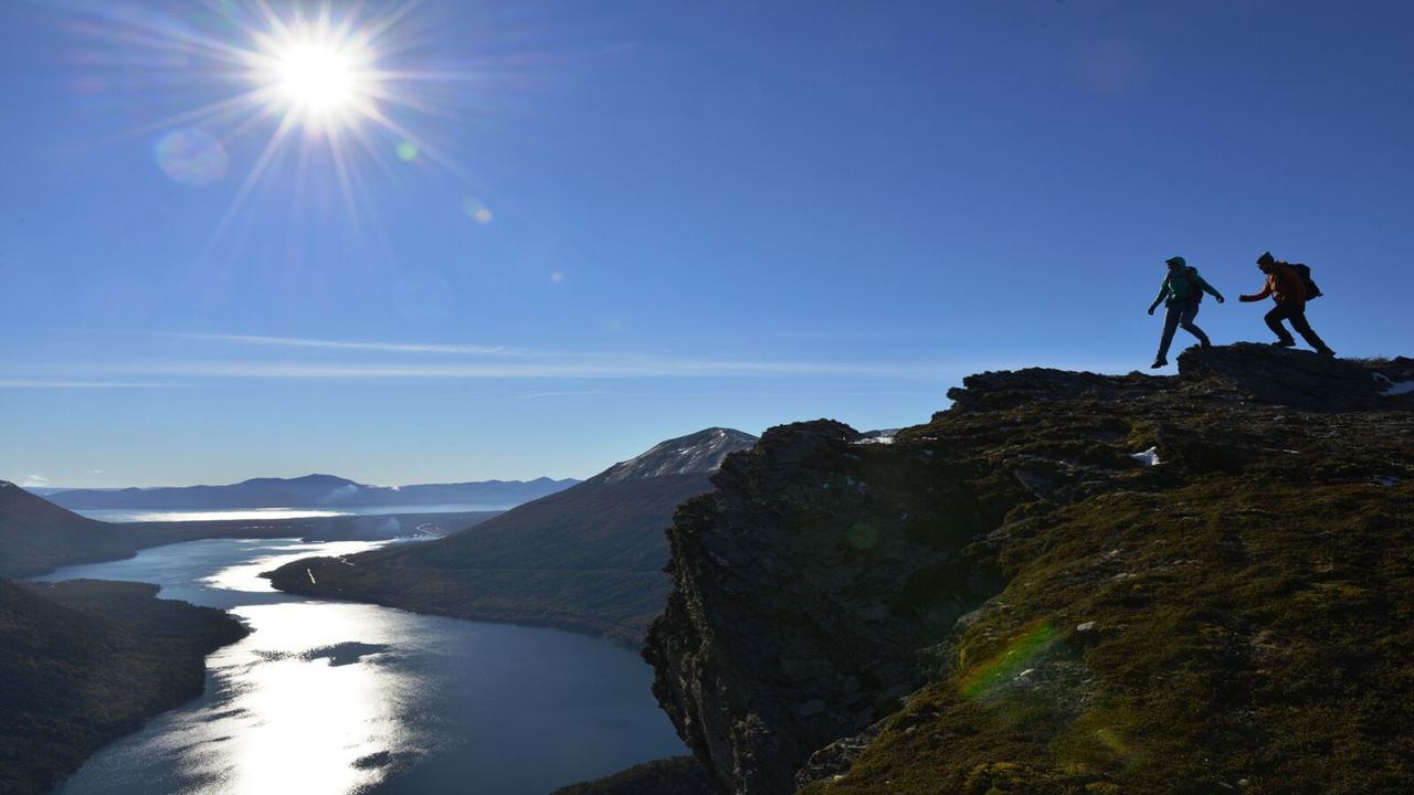 Andes Fueguinos: Travessia de Trekking com Lagos foto 2