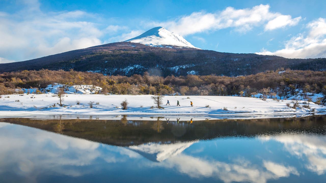 Baías e Lagos do Parque Nacional Tierra del Fuego com Almoço foto 2