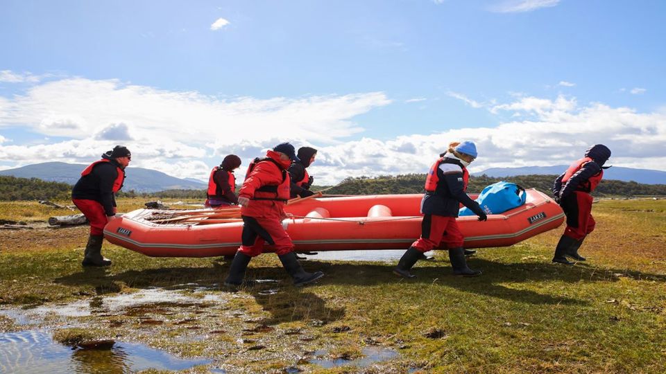 Canoeing On The Gable Channel foto 2