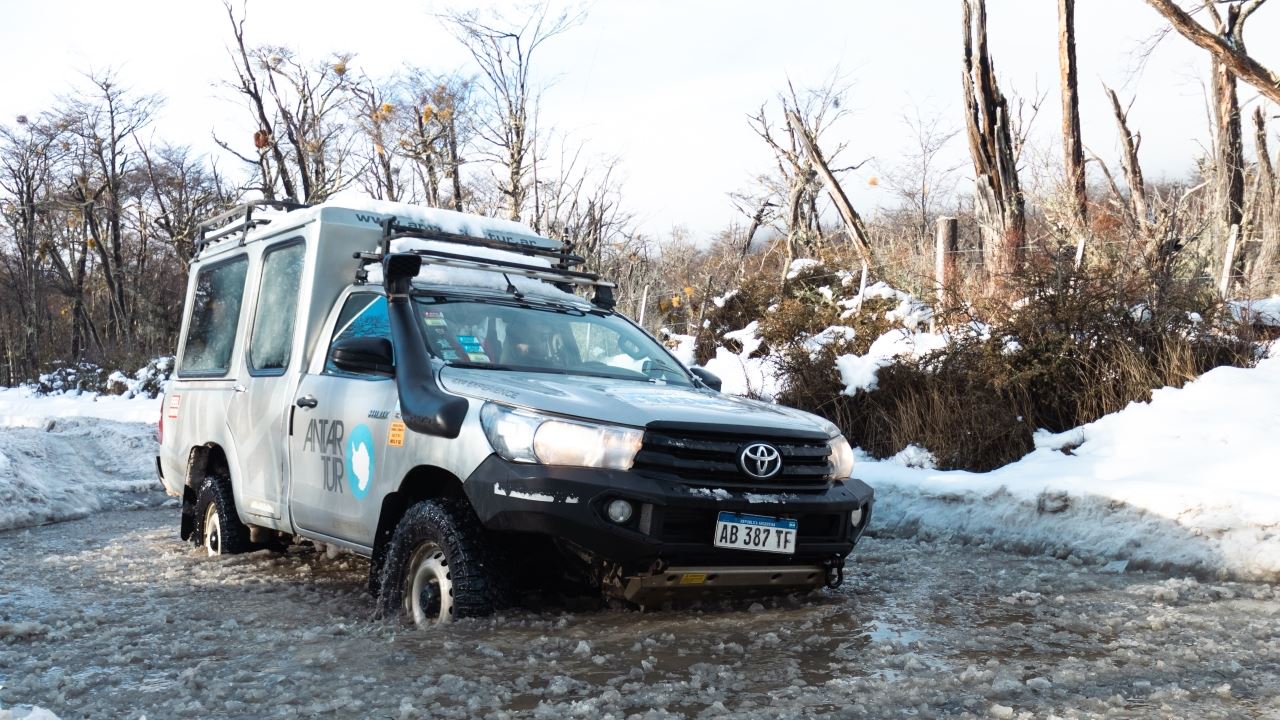 Lago Escondido e Fagnano de 4x4 foto 5