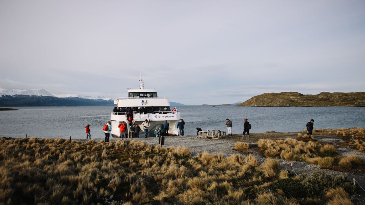 Navegacion Canal Beagle e Isla de Los Lobos foto 5