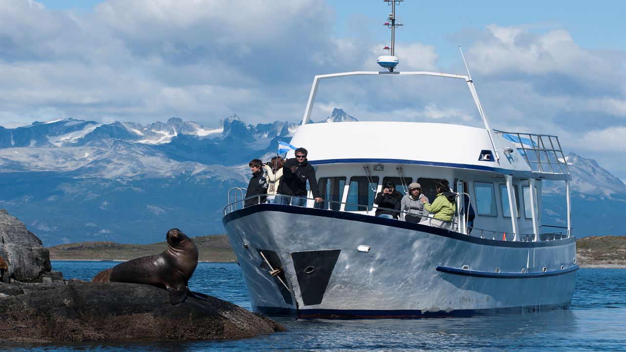 Navegação De Iate Através Do Canal Beagle (5)