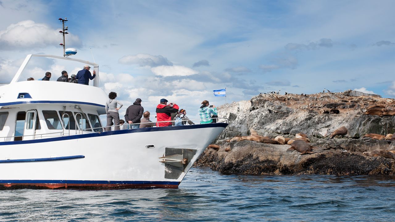 Navegação De Iate Através Do Canal Beagle (2)