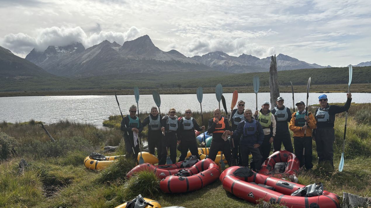 Packrafting En Río Olivia con Trekking en Bosques Nativos foto 4