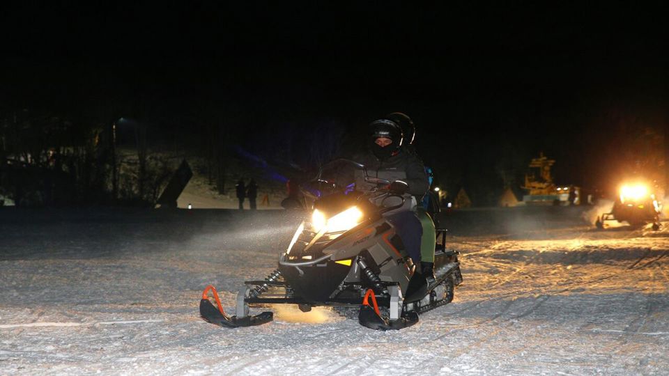 Sleigh Ride, Snowmobile And Dinner foto 2