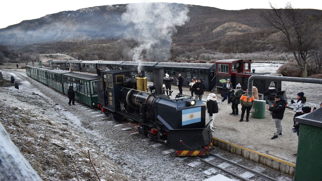 Angebot: Transfers Vom Und Zum Flughafen Und Nationalpark Mit Der Bahn foto 9