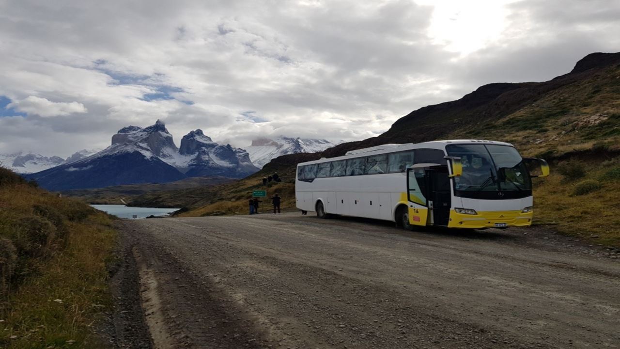 Transfer By Bus From Ushuaia To Punta Arenas foto 1