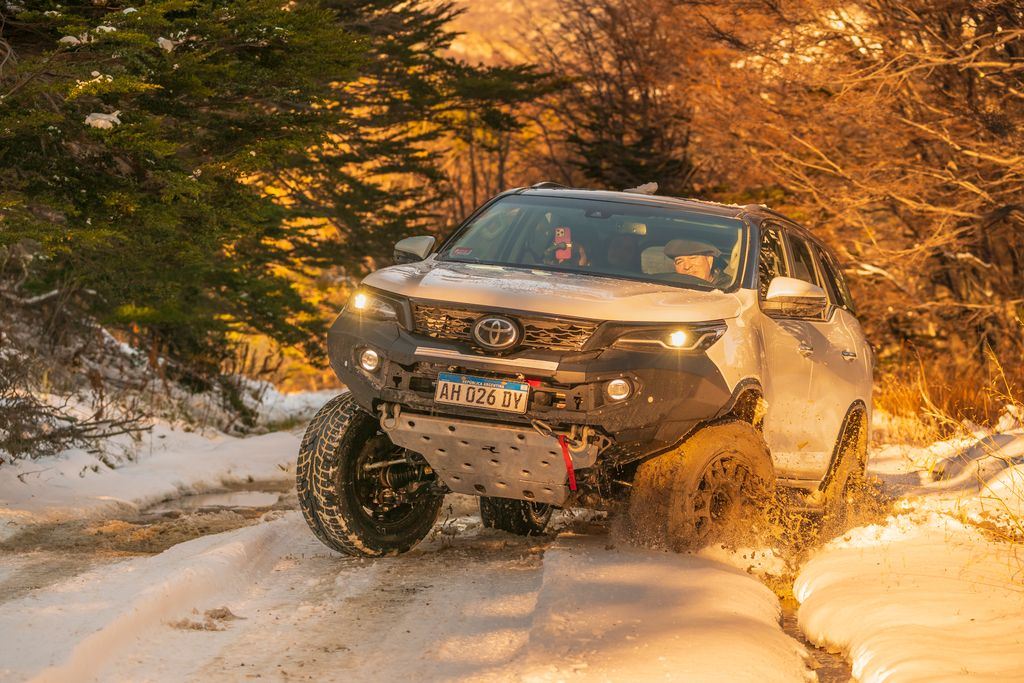 Tour 4x4 En Lago Escondido foto 8