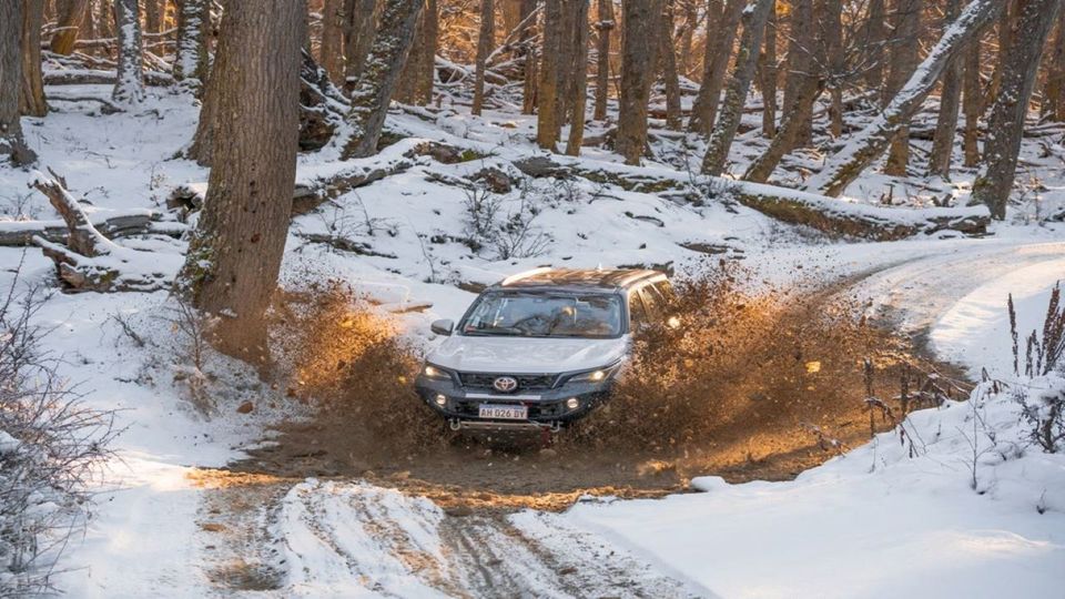 4x4 Lakes Crossing With Horseback Riding foto 8