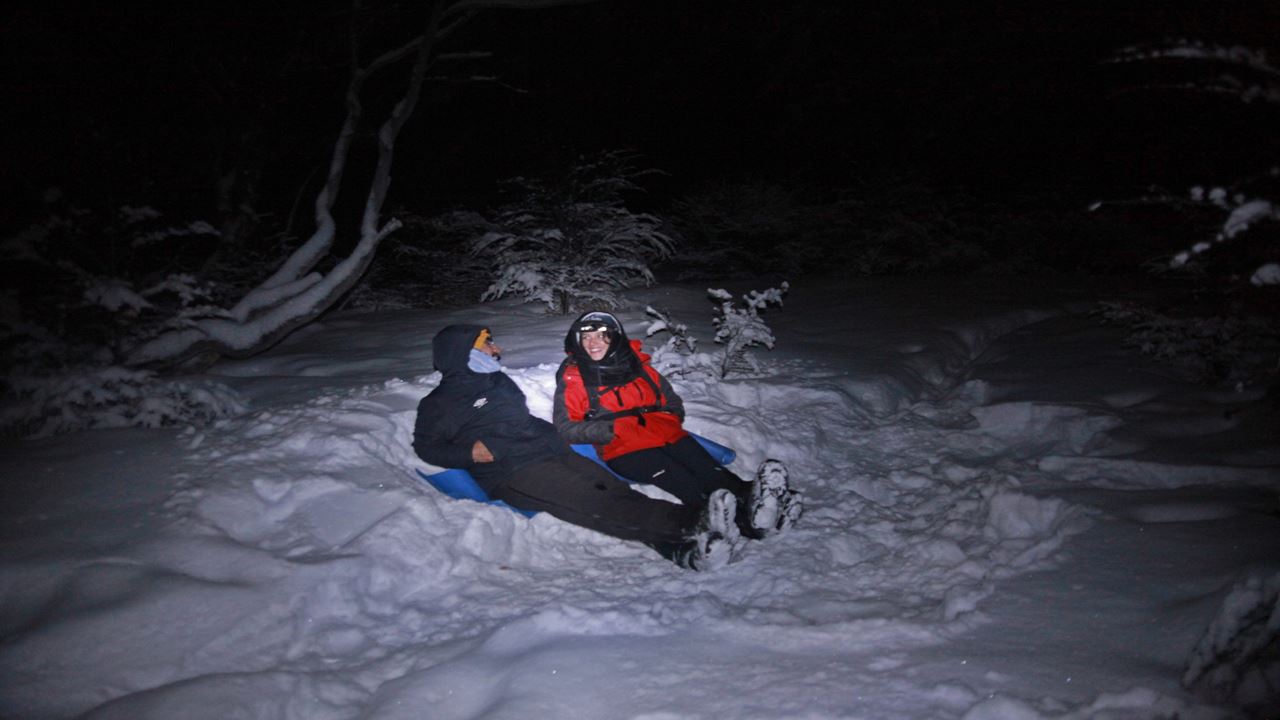 Trekking na Laguna Esmeralda à Noite com Jantar em Refúgio foto 3