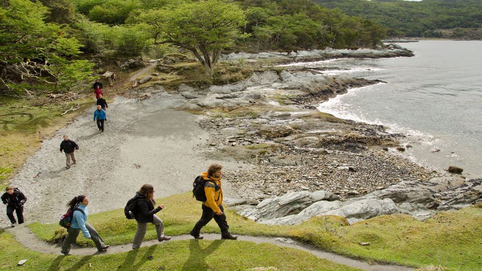Trekking y Navegación en Parque Nacional Tierra del Fuego foto 3